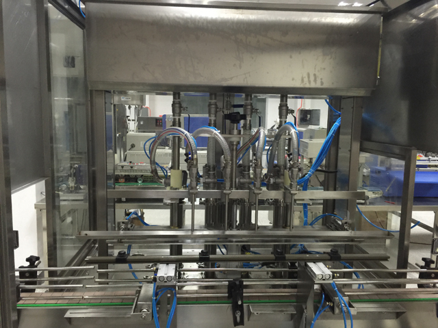 nelja peaga täitmismasinad.jpg