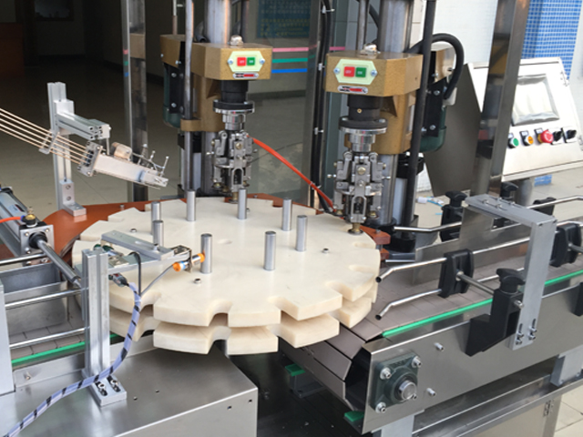 capping head kahepealine kruvikork.jpg