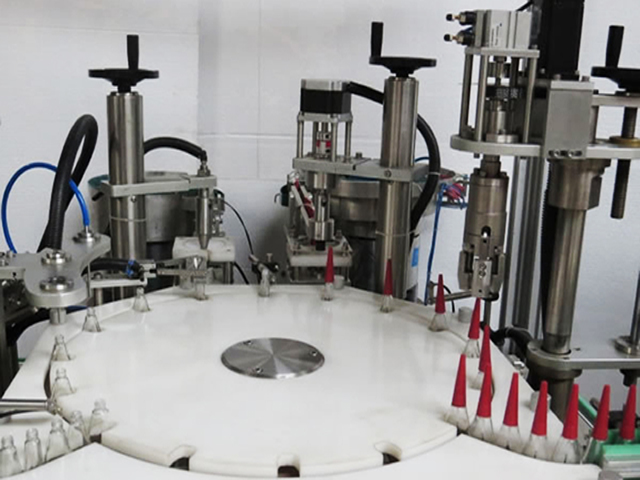 küünelaki täitmine rotary capping.jpg