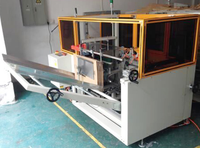 KOOS kaitsekambriga.jpg