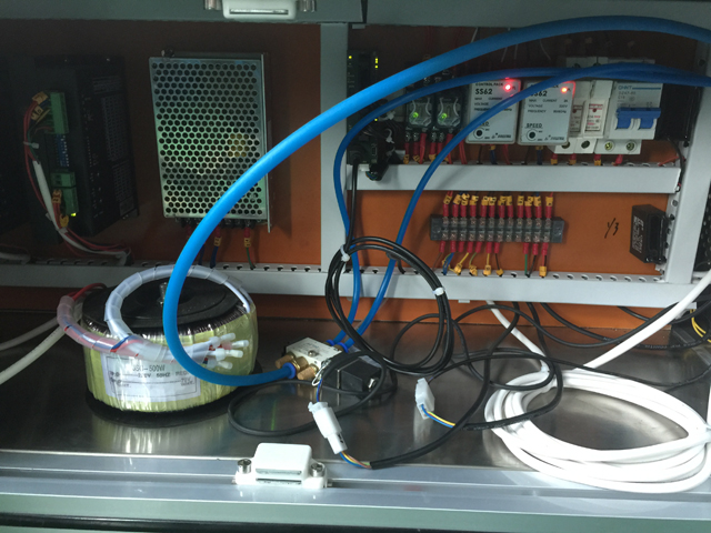 elektriline komponent masinate märgistamiseks.jpg