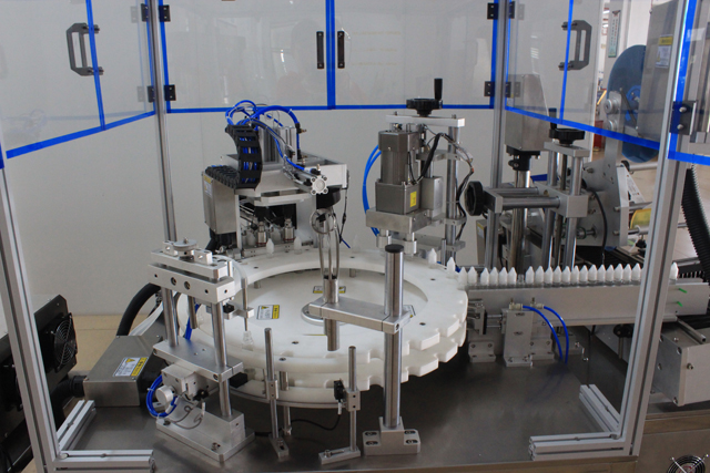 pudelite täitmise protsess.jpg