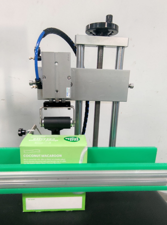 kleebise labeller.jpg üksikasjad