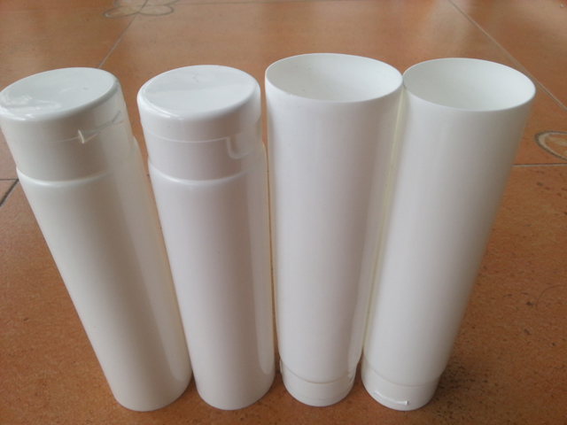 tubes samples sent from indian buyer torud von puneet Garg.jpg