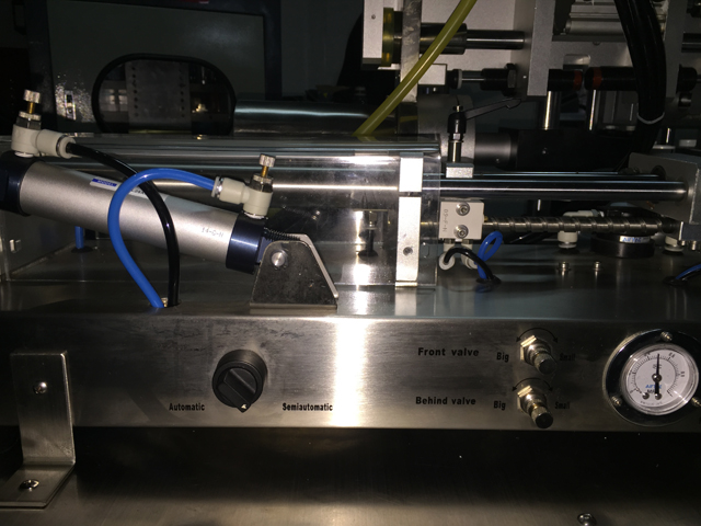 horizontal filling machine for filling process horisontaalne torude täitmise masin filler sealer.jpg