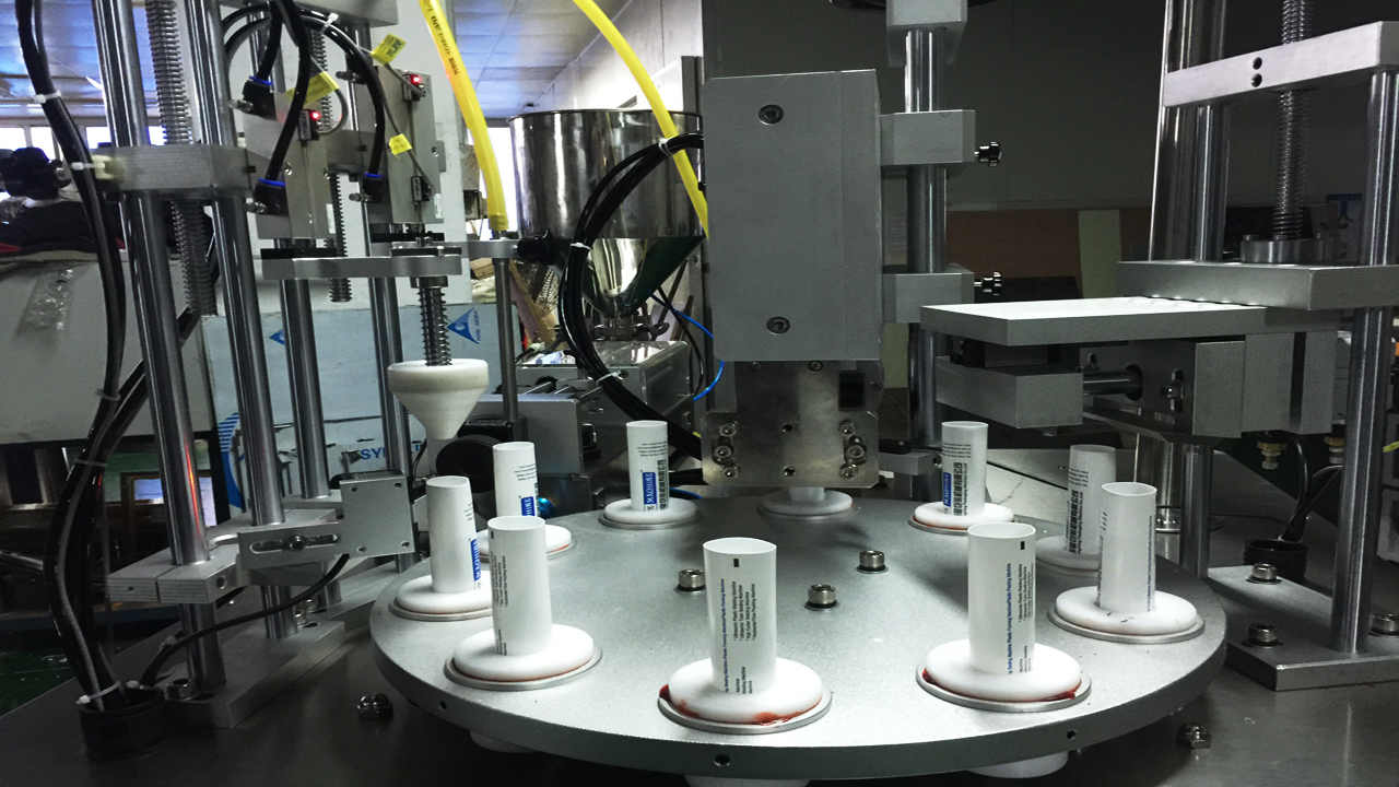 rotary filling sealing machine pöörlev täitmine ultrahelitorude tihendus.jpg