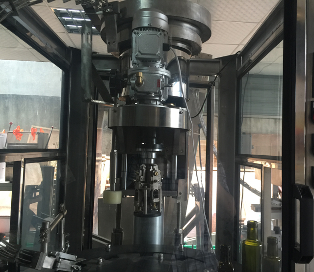 ropp korkimismasina sees.jpg