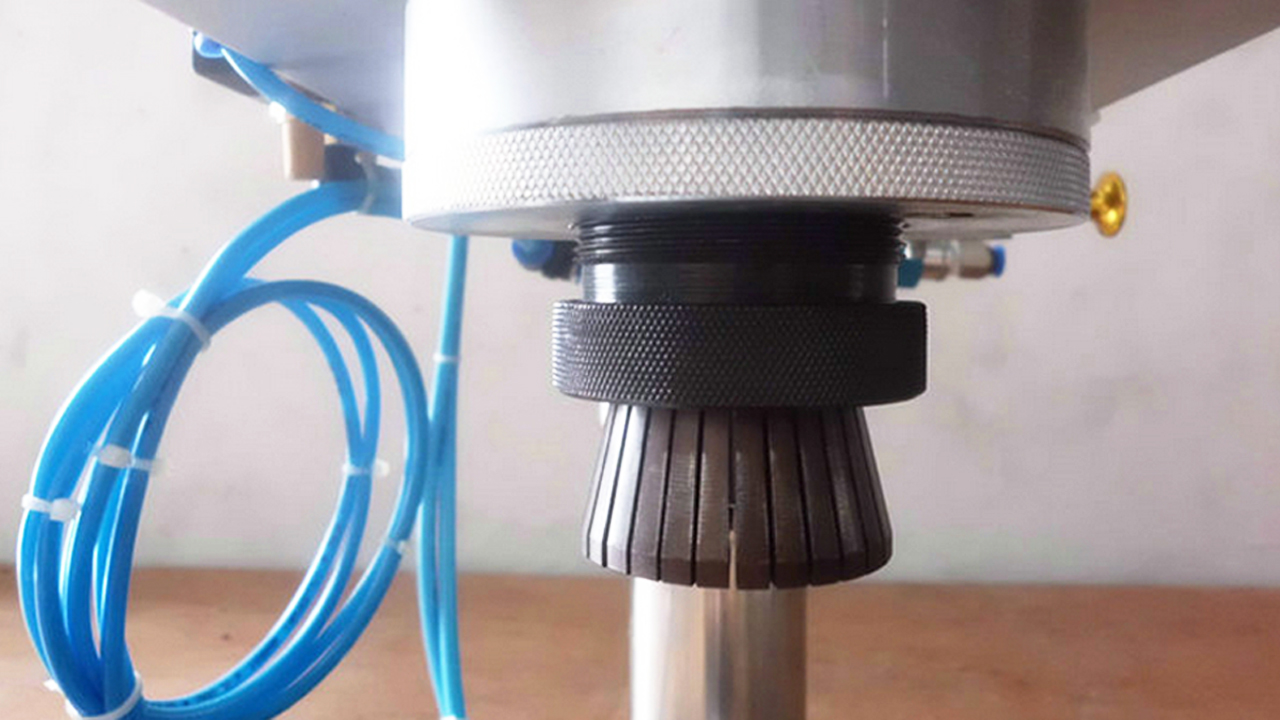 crimping head from pneumatic capping machines krimpsupead.jpg