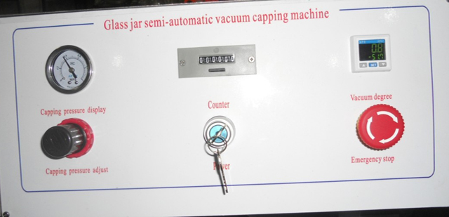 control panel from vacuum capping machines vaakumkorkimismasinate paneel.jpg