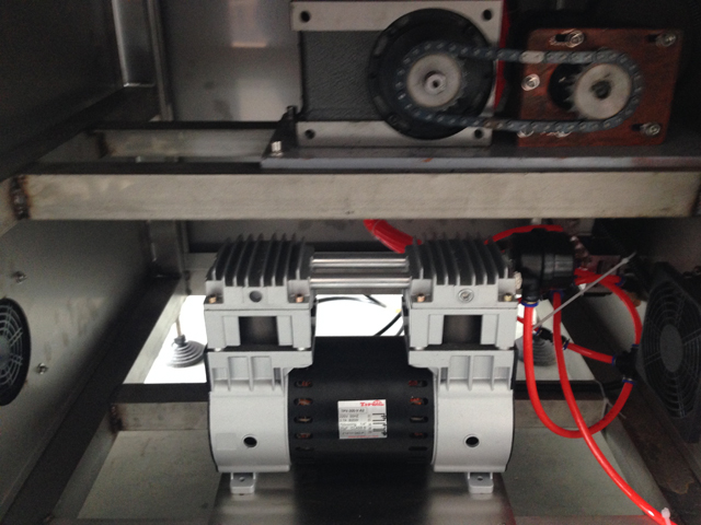 vacuum pump part from vacuum capping machine vaakumpumba paak.jpg